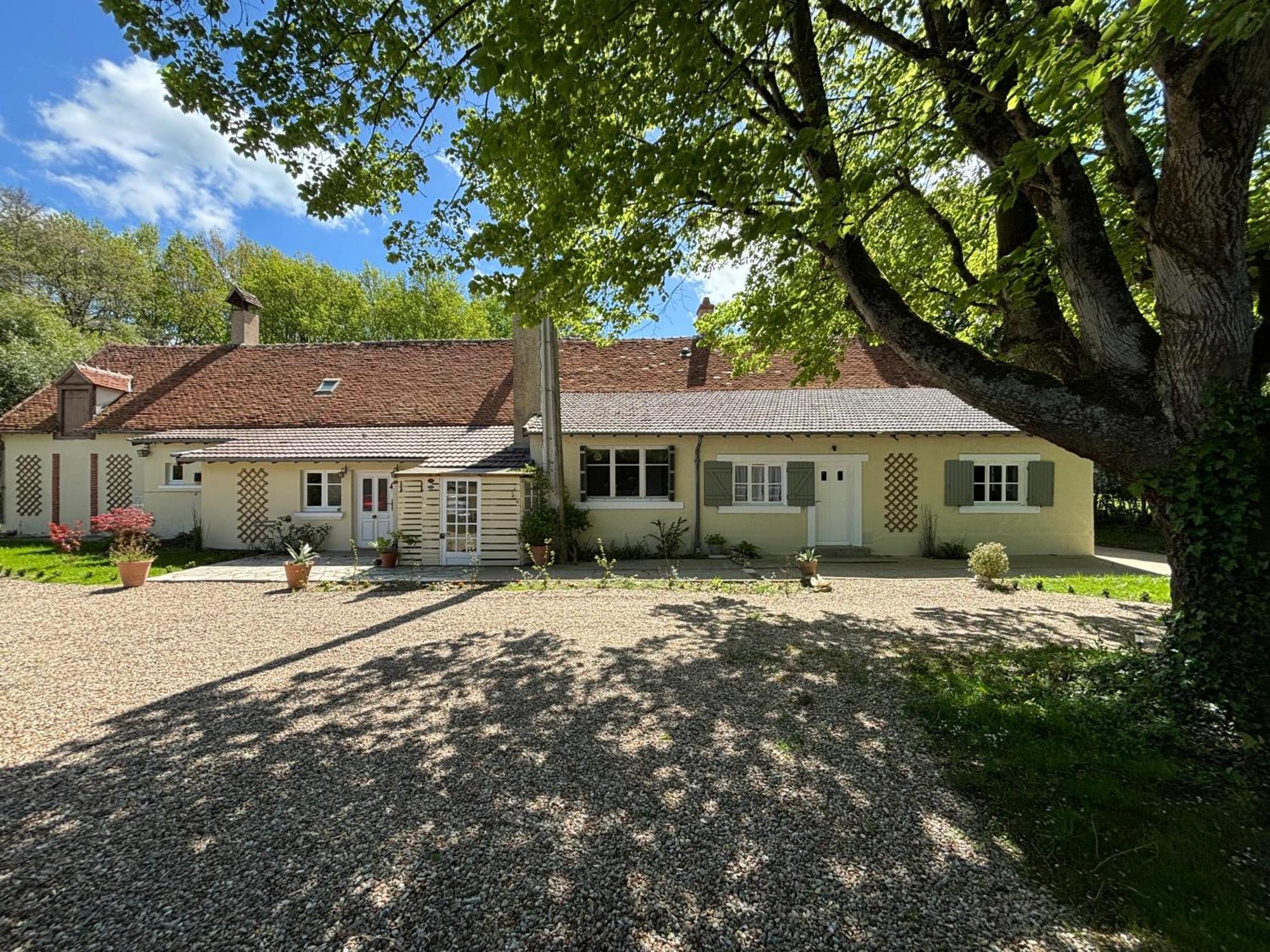 La Haute Tremiere Charenton-du-Cher Extérieur photo